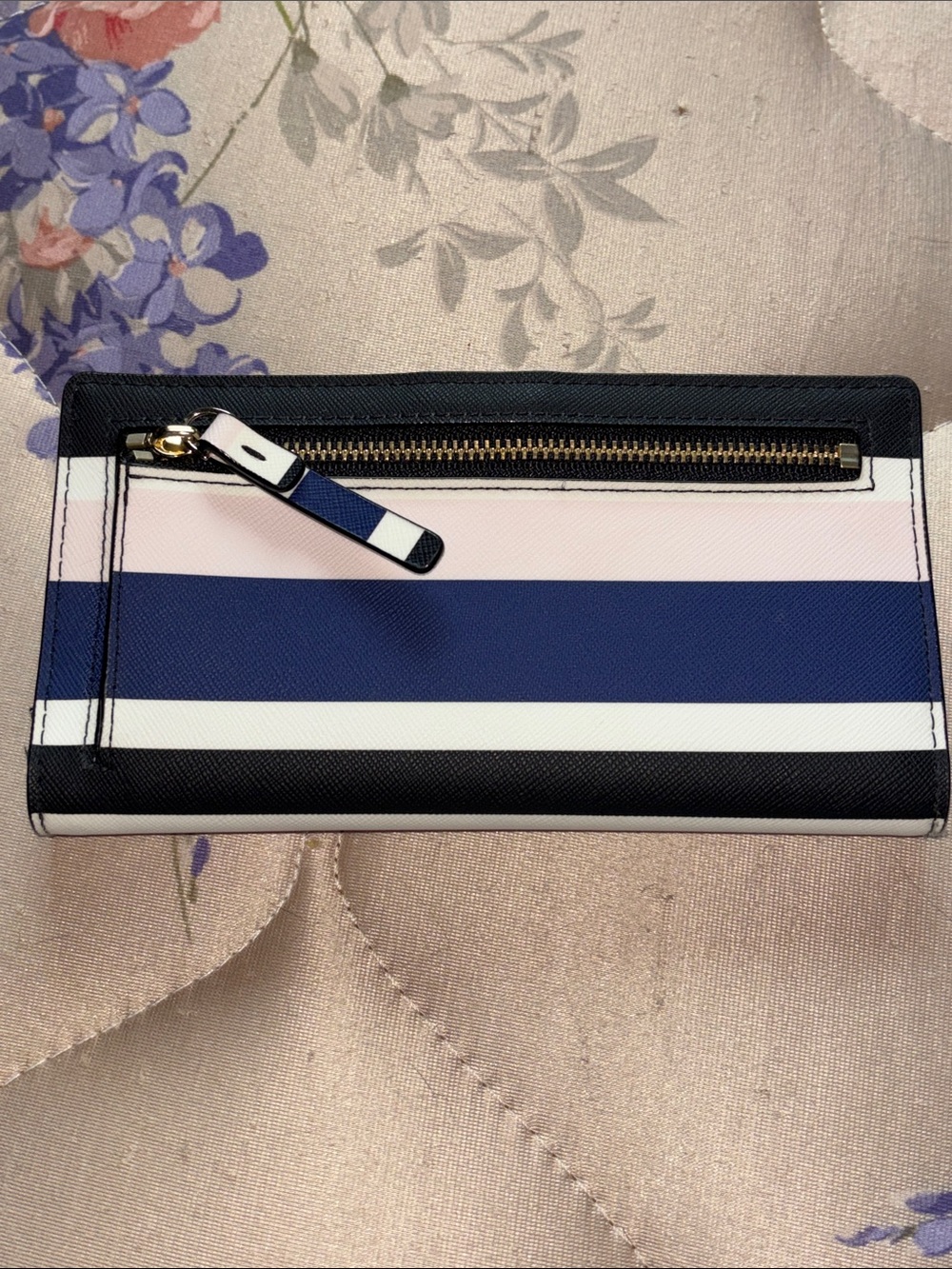 Kate Spade Striped Leather Continental Wallet Women’s Authentic - Picture 4 of 13